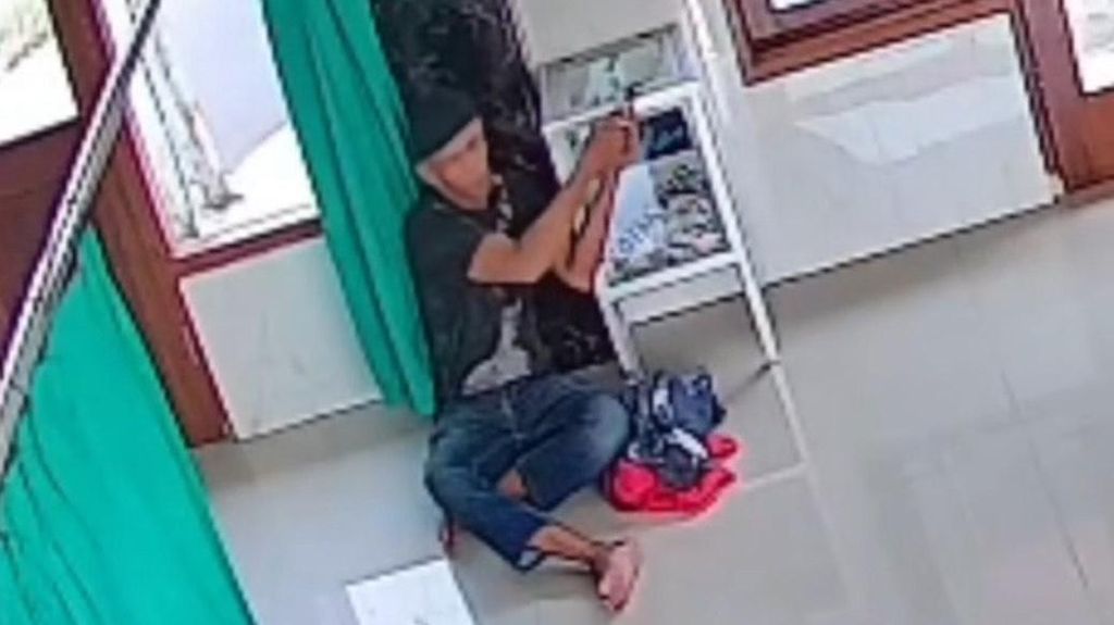 Aksi Pencurian Kotak Amal di Beji Depok Terekam CCTV, Pengurus Masjid Pilih Ikhlas